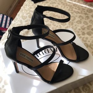 Steve Madden Feel Ya (7 1/2)